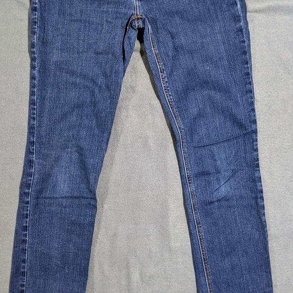 Women's Hollister Sz 7R denim skinny jeans 28“x 33“ - Picture 4 of 4